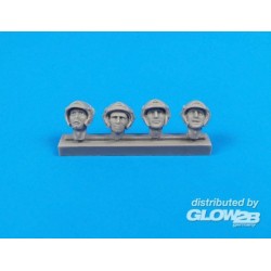 Universal Military Pilot Heads w/helmets (8 pcs)