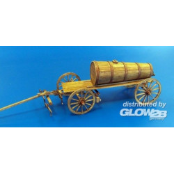 Hay wagon with wooden tank 